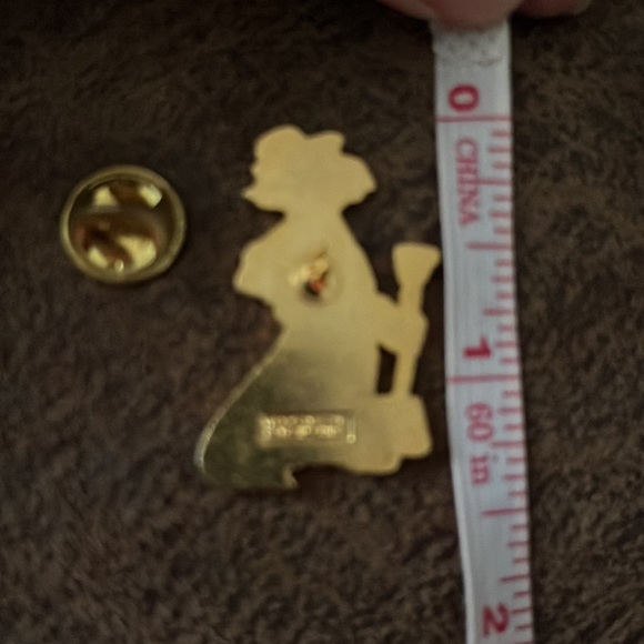 Sylvester the cat enamel trading pin @1994 Warner Bros - Picture 6 of 6